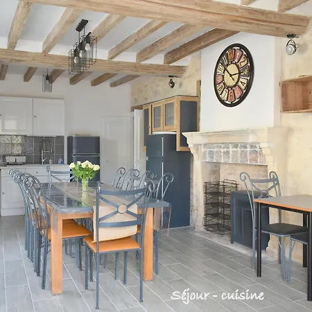 Grande Maison Familiale Avec Jardin, Terrasse Et équipements De Loisirs, Proche Forêt De La Charnie - Fr-1-410-297