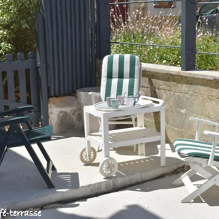 Casa de Férias Grande Maison Familiale Avec Jardin, Terrasse Et équipements De Loisirs, Proche Forêt De La Charnie - Fr-1-410-297 *