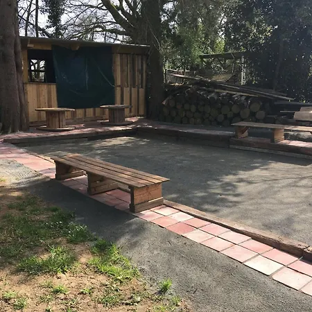 Grande Maison Familiale Avec Jardin, Terrasse Et équipements De Loisirs, Proche Forêt De La Charnie - Fr-1-410-297