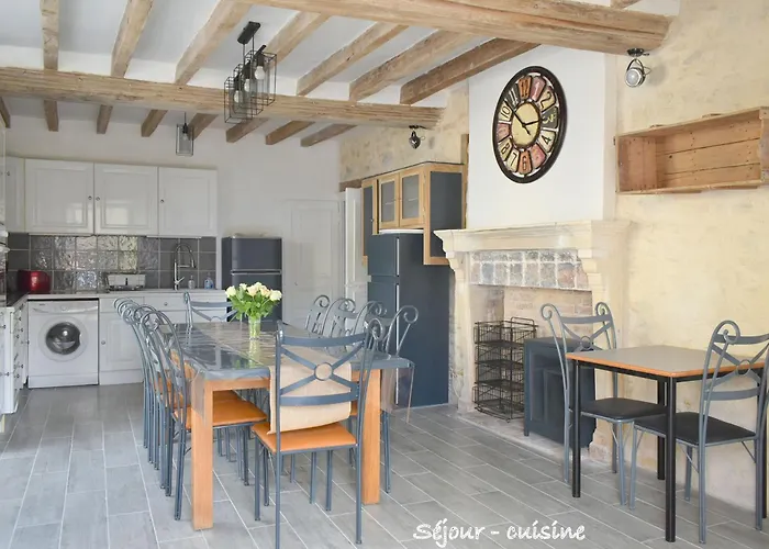 Grande Maison Familiale Avec Jardin, Terrasse Et Equipements De Loisirs, Proche Foret De La Charnie - Fr-1-410-297