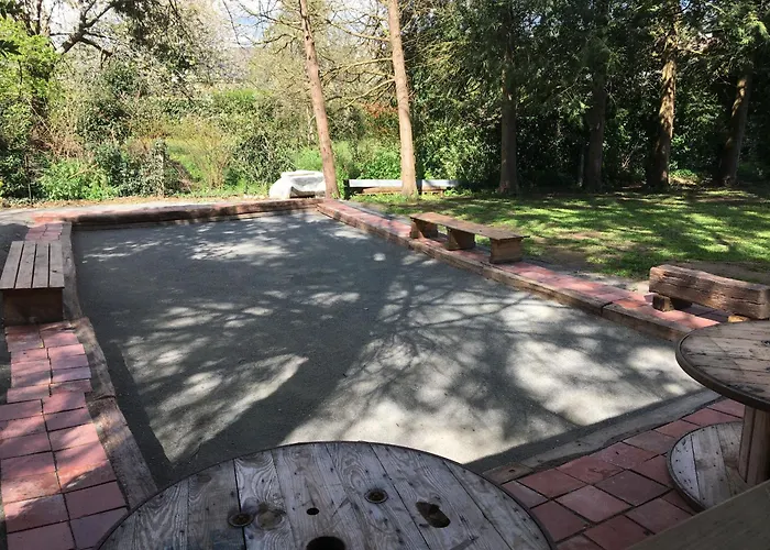 Grande Maison Familiale Avec Jardin, Terrasse Et Equipements De Loisirs, Proche Foret De La Charnie - Fr-1-410-297 度假居