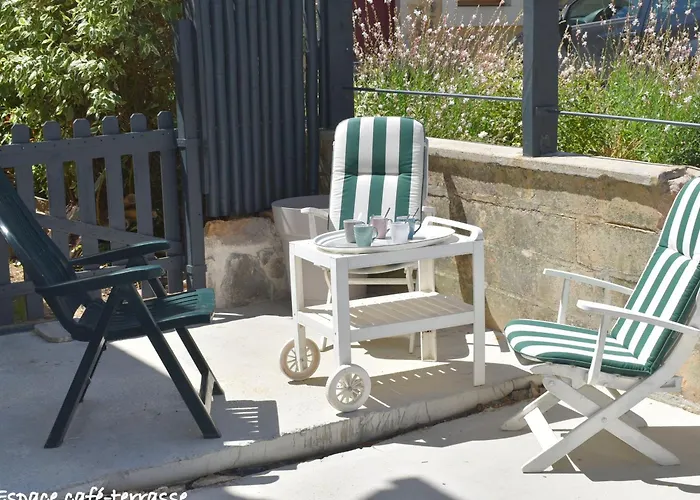 度假居 Grande Maison Familiale Avec Jardin, Terrasse Et Equipements De Loisirs, Proche Foret De La Charnie - Fr-1-410-297 *