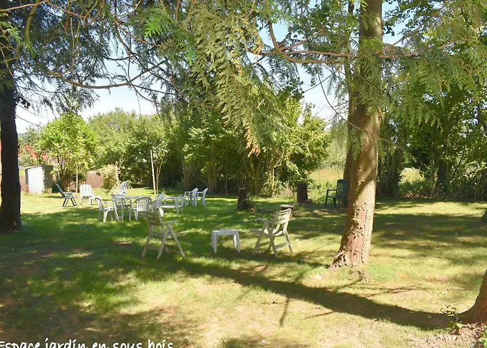 Grande Maison Familiale Avec Jardin, Terrasse Et Equipements De Loisirs, Proche Foret De La Charnie - Fr-1-410-297 度假居 *