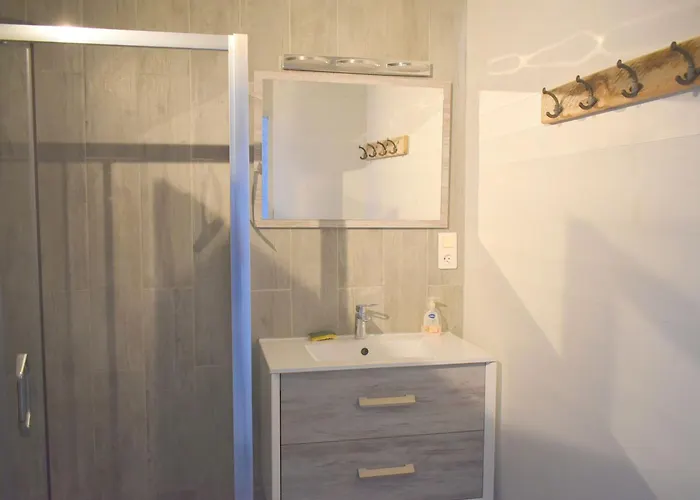 度假居 Grande Maison Familiale Avec Jardin, Terrasse Et Equipements De Loisirs, Proche Foret De La Charnie - Fr-1-410-297